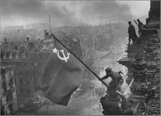 Флаг над Берлином